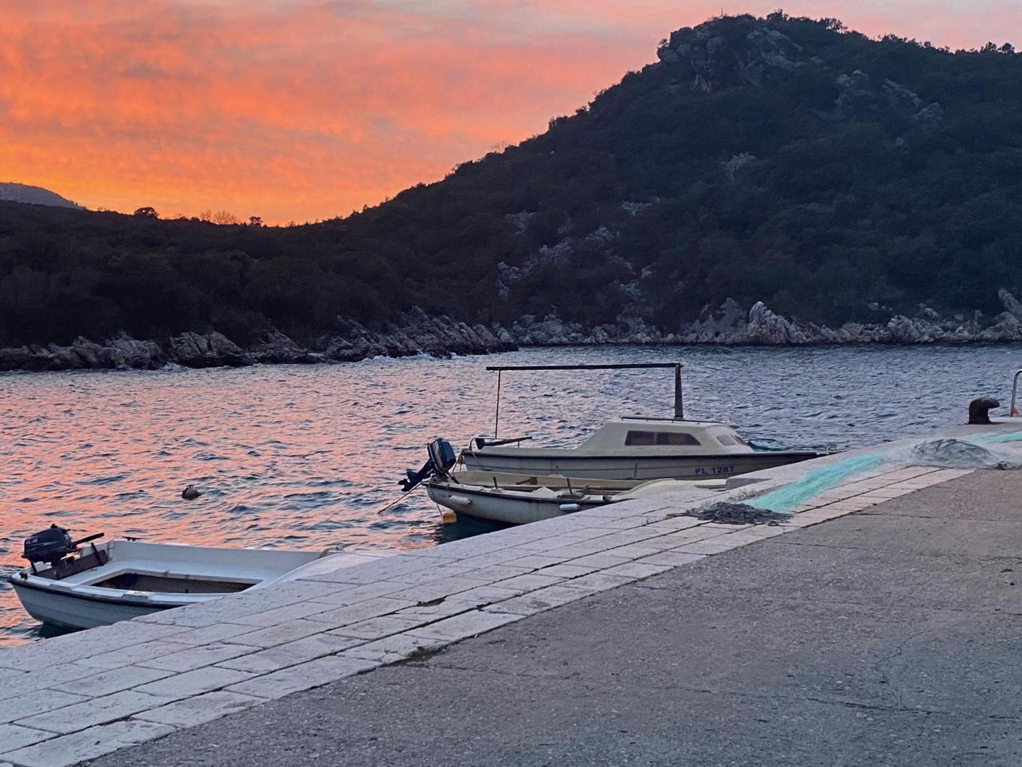 Apartmán Someplace Osobjava